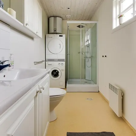 Four-bedroom Holiday In * Hals