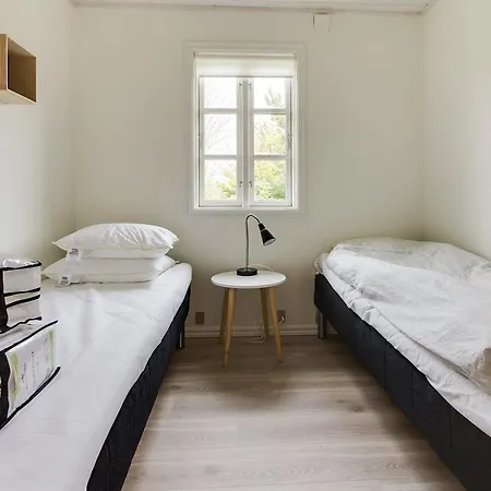 Four-bedroom Holiday In * Hals